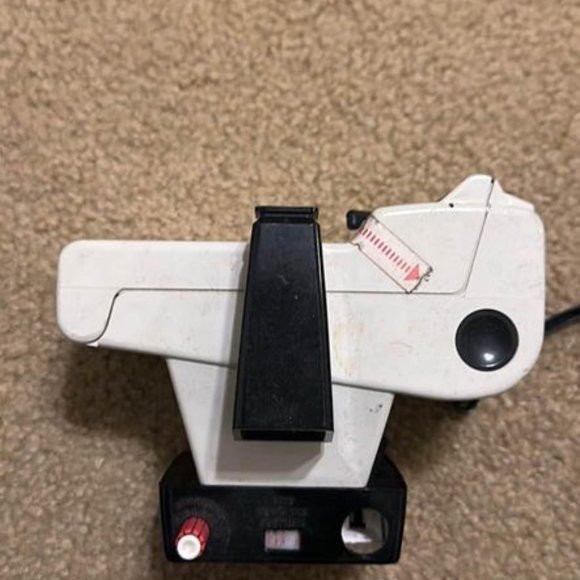 Polaroid Swinger Land Camera Model 20 w/ Original Strap - Picture 5 of 10